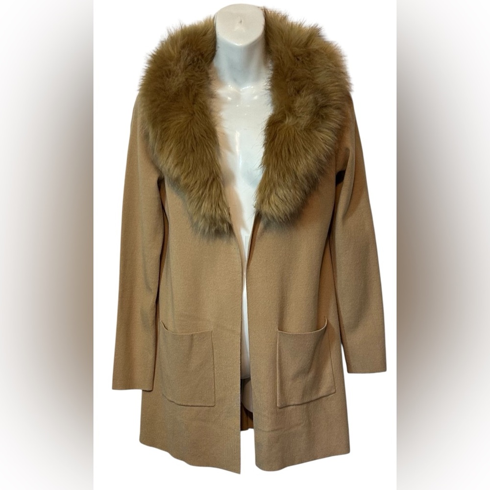 NWT Belldini Camel Sweater with Faux Fur Collar SZ S